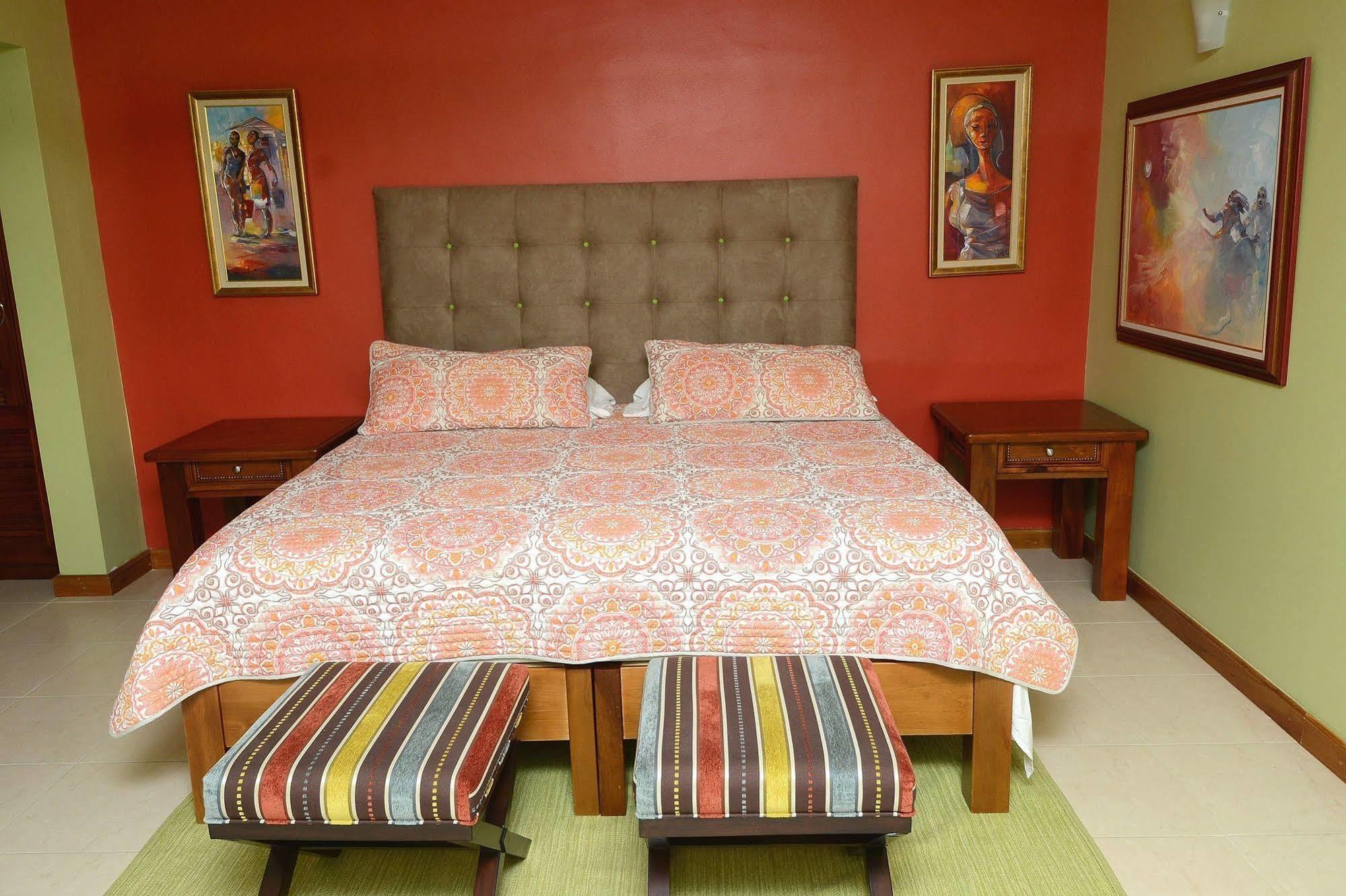 The Cabin At Long Mountain Country Club คิงส์ตัน ภายนอก รูปภาพ